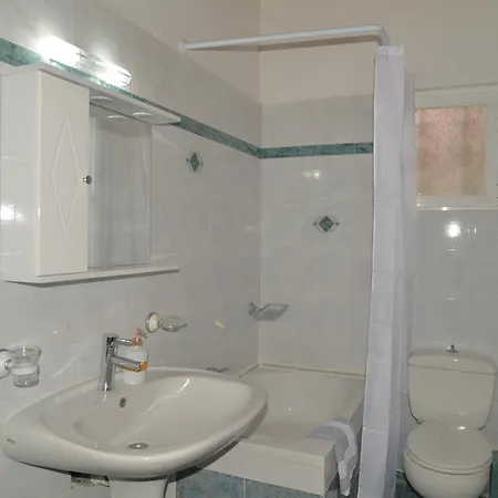 Tonia Kontogialos Aparthotel