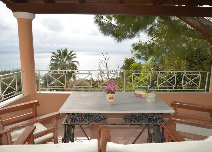 Tonia Kontogialos Appart hôtel 3*