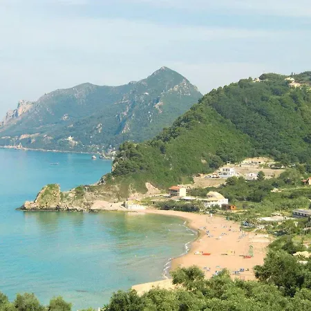 מלון דירות Tonia Kontogialos 3*