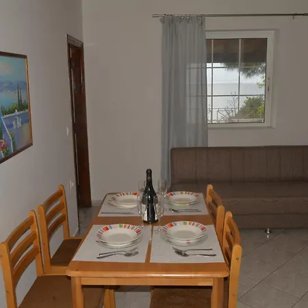 Tonia Kontogialos מלון דירות