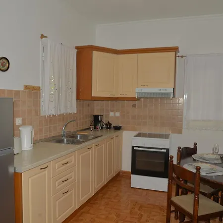 מלון דירות Tonia Kontogialos פלקאס