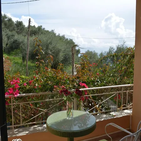 Hotel apartamentowy Tonia Kontogialos Pelekas