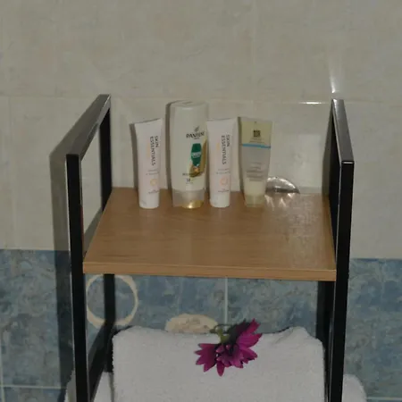 Tonia Kontogialos 3*