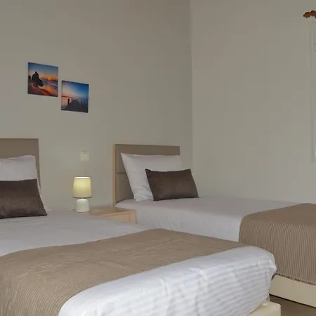 מלון דירות Tonia Kontogialos