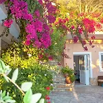 Tonia Kontogialos Lejlighedshotel 3*