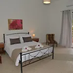 Tonia Kontogialos Lejlighedshotel