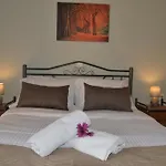 Tonia Kontogialos Lejlighedshotel 3*