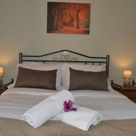 Tonia Kontogialos Aparthotel 3*